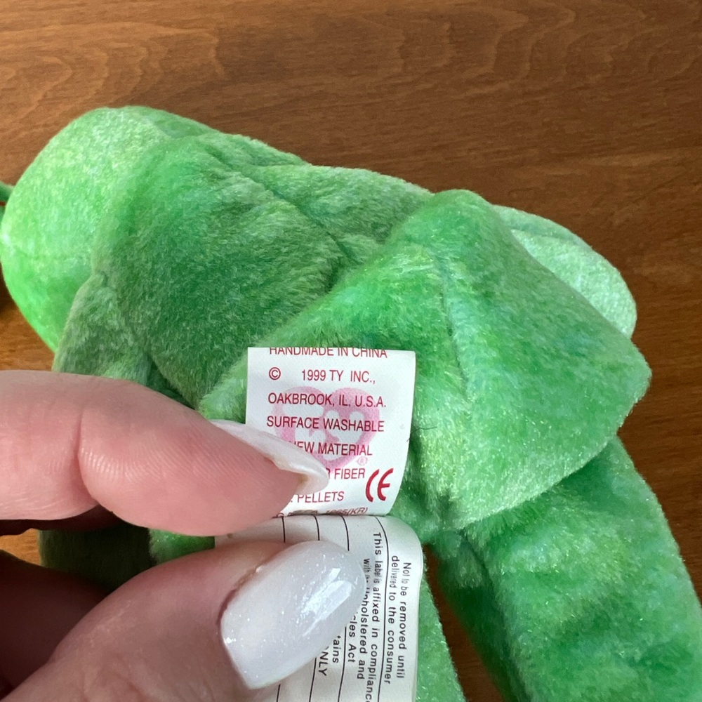 Ty Beanie Baby “Kicks” Green Bear Soccer 1999 Vintage Collectible - Picture 5 of 6
